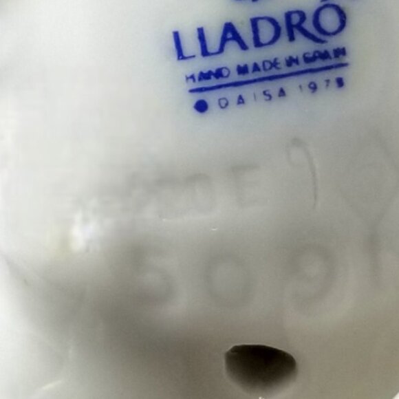 Lladró Collectible "Playful Cat" Figurine #5019 Hand Made Vicente Martinez 1979 - Picture 15 of 15